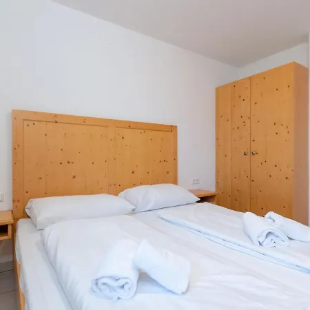 With Beautiful View Near Zell Am See & Kaprun, With Sauna アパート *